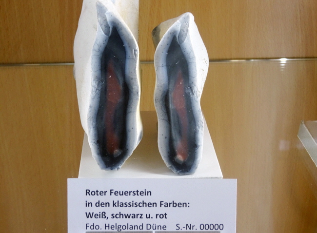 roter feuerstein helgoland bild 03