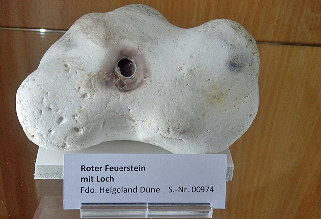 roter feuerstein helgoland bild 09