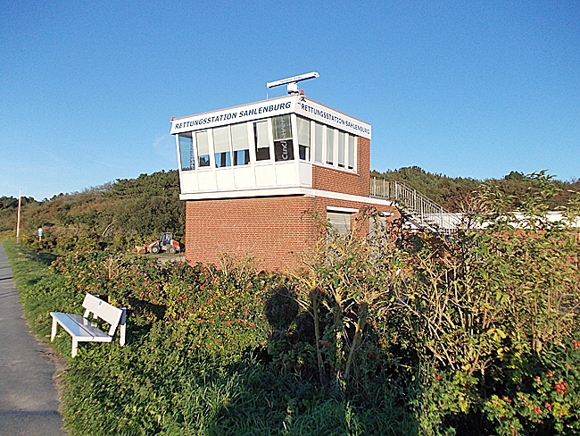 rettungsstation sahlenburg 01